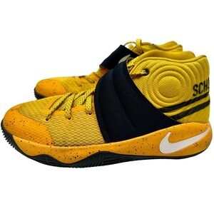 2016 Nike Kyrie 2 GS School Bus Gold  Black 826673-700 size 6Y Kid Sneakers Worn